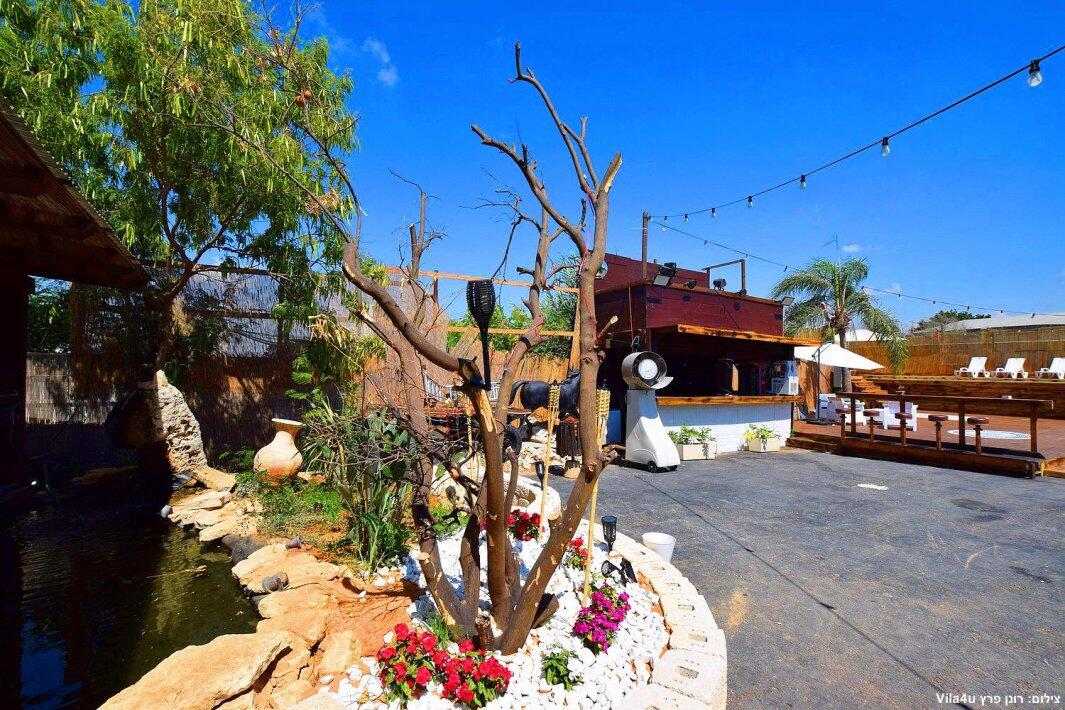 קרטחנה בעיר מרכז  25  נופש - וי פור ויקיישן - V for Vacation