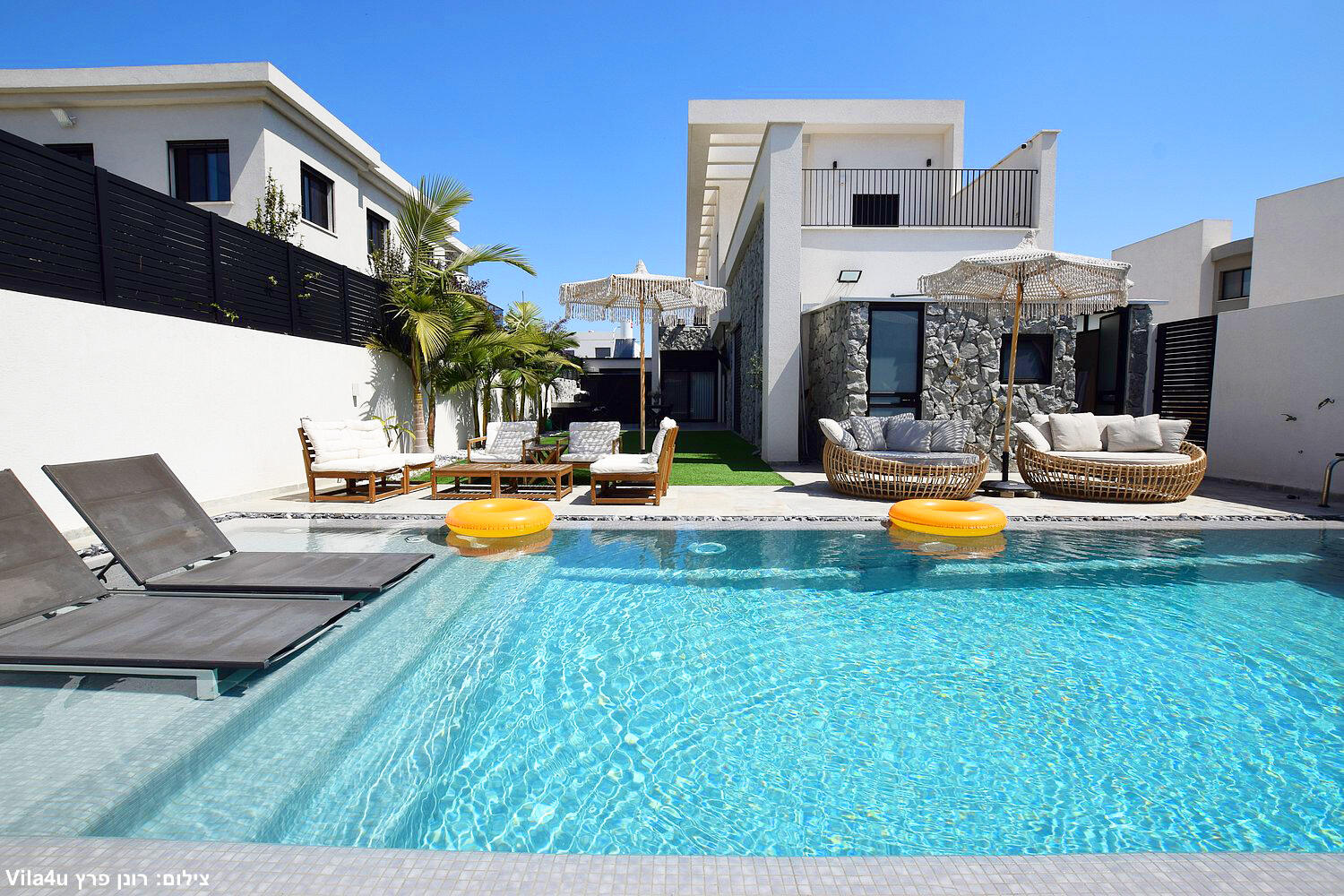 וילה קיי - K חדרה מרכז  20  לופט 4 יו