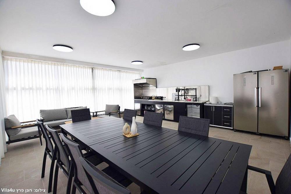 אחוזת נוף ים צפון  7  נופש - וי פור ויקיישן - V for Vacation