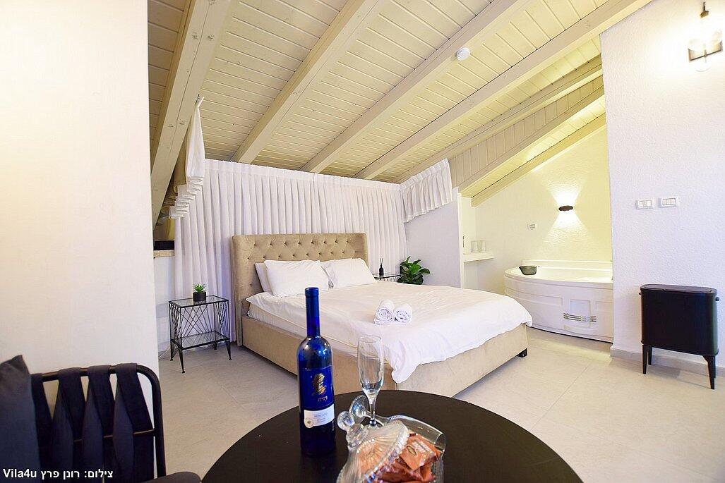 סוויטות הבוסתן הגלילי צפון  8  נופש - וי פור ויקיישן - V for Vacation