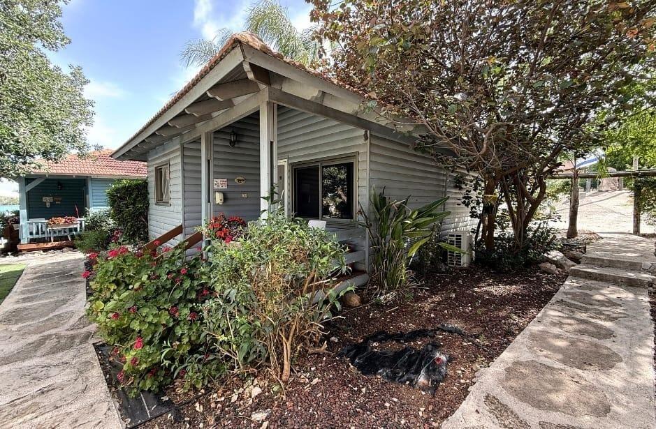 צימרים בצל האלון צפון  8  נופש - וי פור ויקיישן - V for Vacation