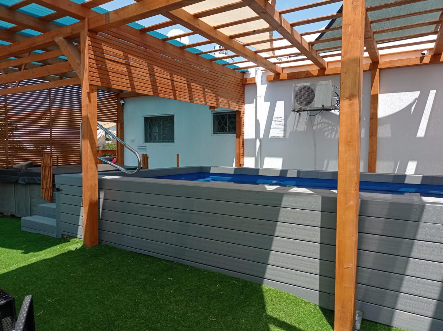 וילה לה רוזה - Villa La Roza דרום  4  נופש - וי פור ויקיישן - V for Vacation