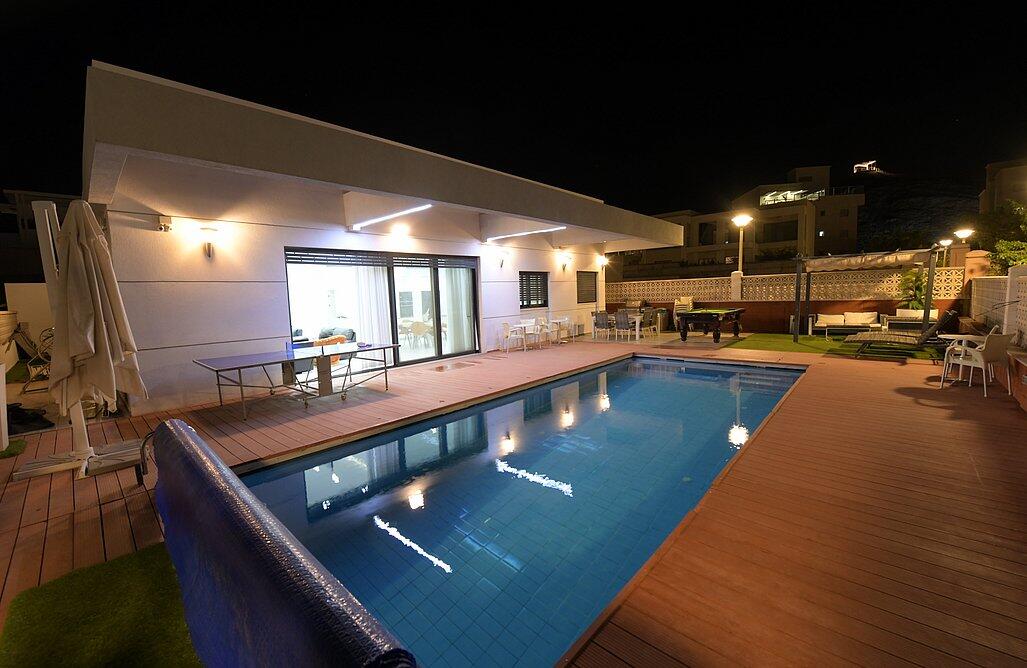 וילה ונציה דרום  30  נופש - וי פור ויקיישן - V for Vacation