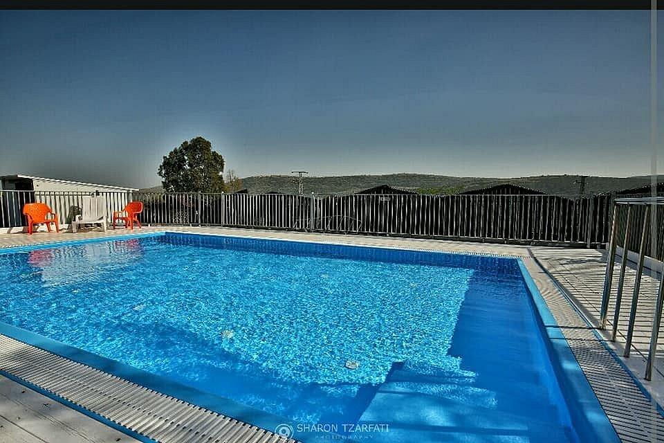 סופת הכלניות צפון  21  נופש - וי פור ויקיישן - V for Vacation