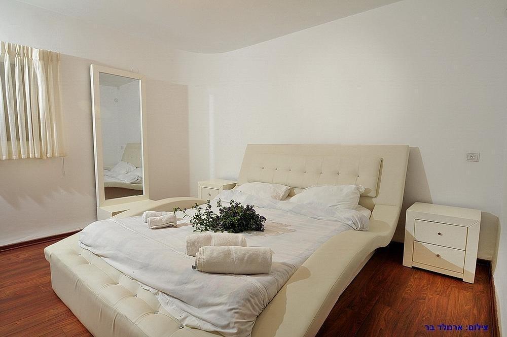 אחוזת אלונים ירכא צפון  12  נופש - וי פור ויקיישן - V for Vacation