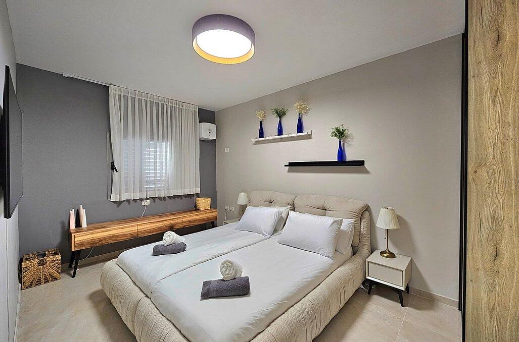 אושן פנטהאוז מרכז  13  נופש - וי פור ויקיישן - V for Vacation