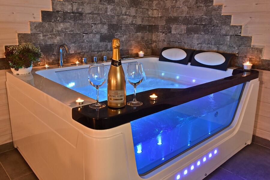 נחלים בקתות בטבע צפון  18  נופש - וי פור ויקיישן - V for Vacation