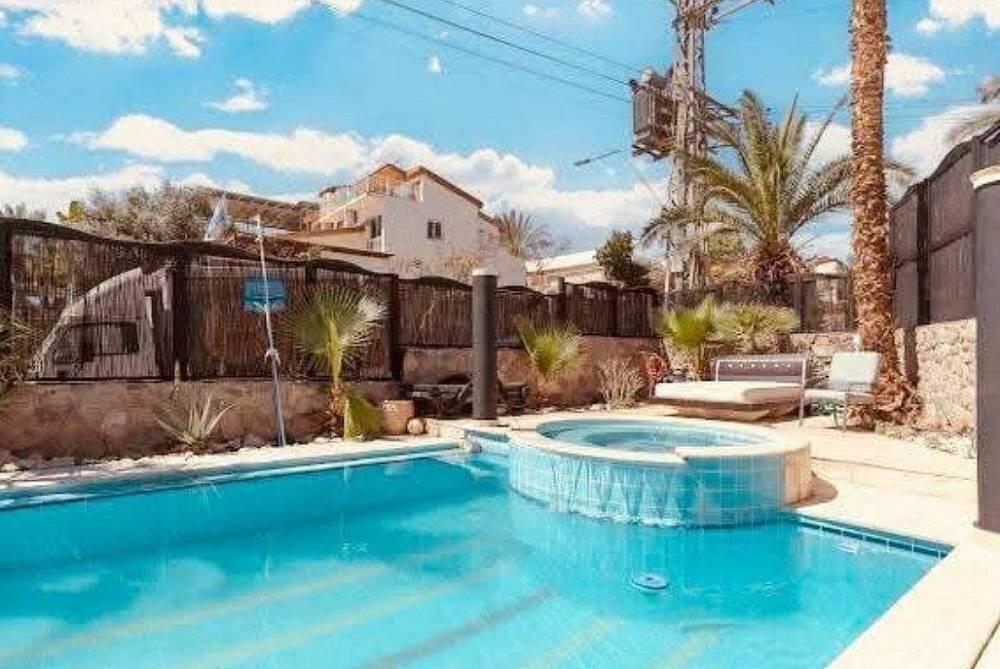 וילה עדן - Villa Eden דרום  21  נופש - וי פור ויקיישן - V for Vacation