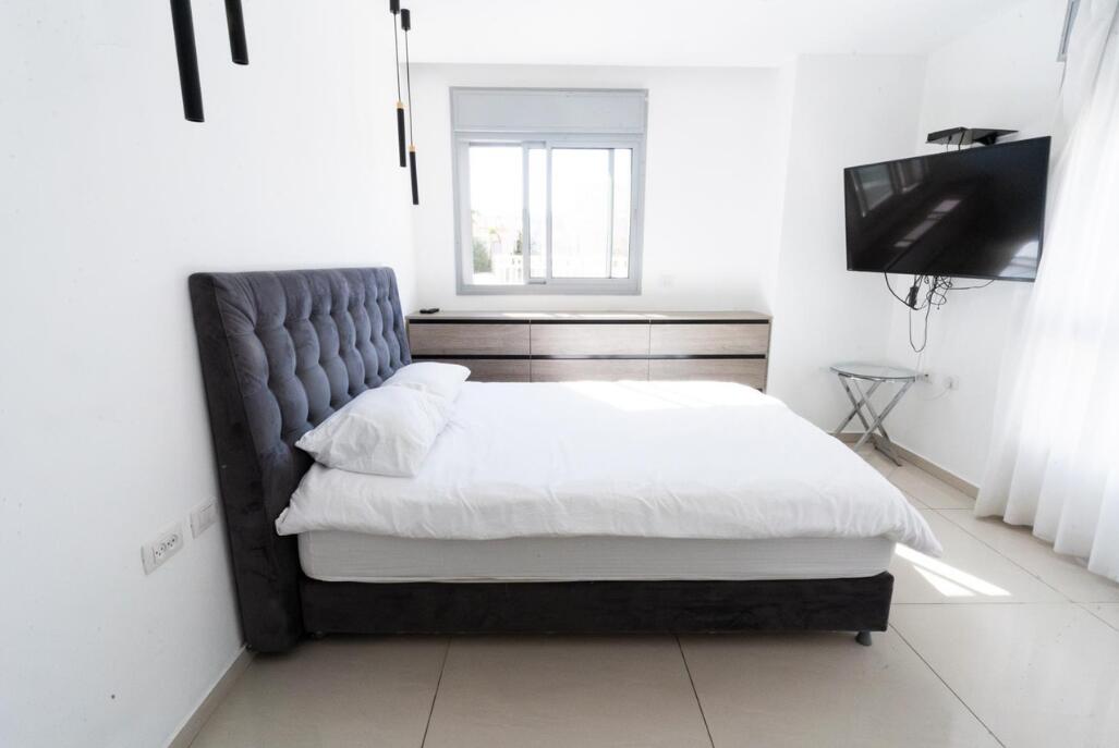 וילה וילאליס דרום  9  נופש - וי פור ויקיישן - V for Vacation