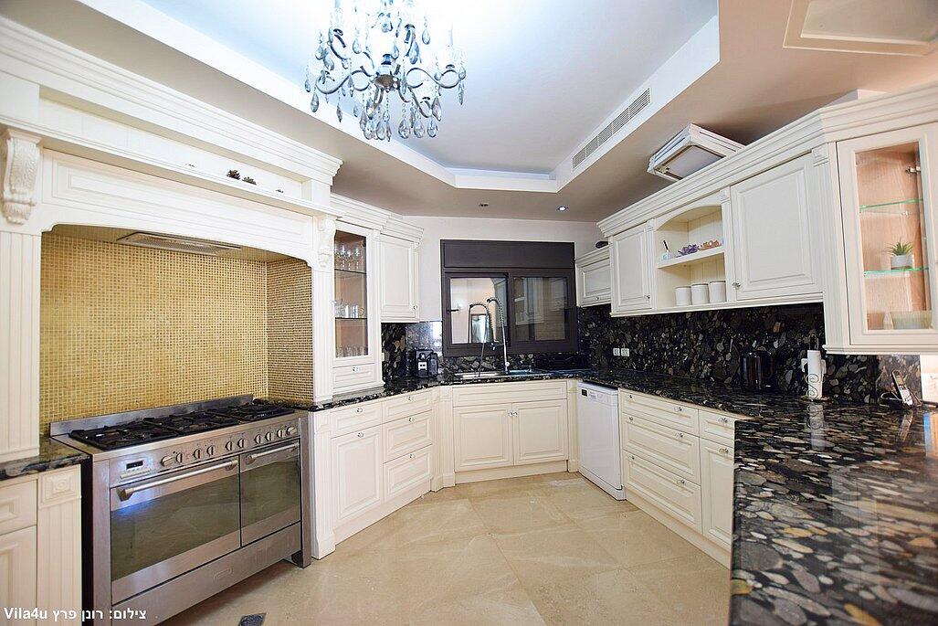 וילה רוז פרימיום צפון  9  נופש - וי פור ויקיישן - V for Vacation