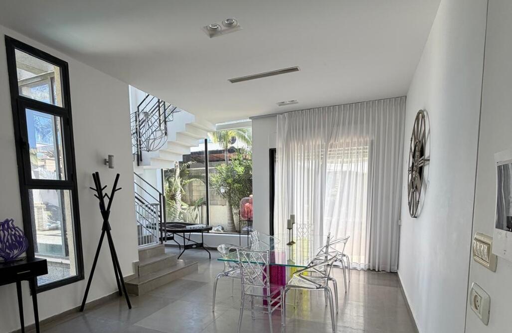 וילה סאן - Villa Sun דרום  11  נופש - וי פור ויקיישן - V for Vacation