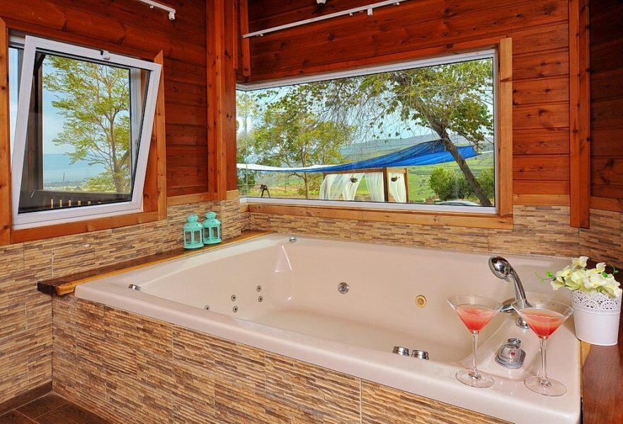 אחוזת מול כנרת צפון  14  נופש - וי פור ויקיישן - V for Vacation