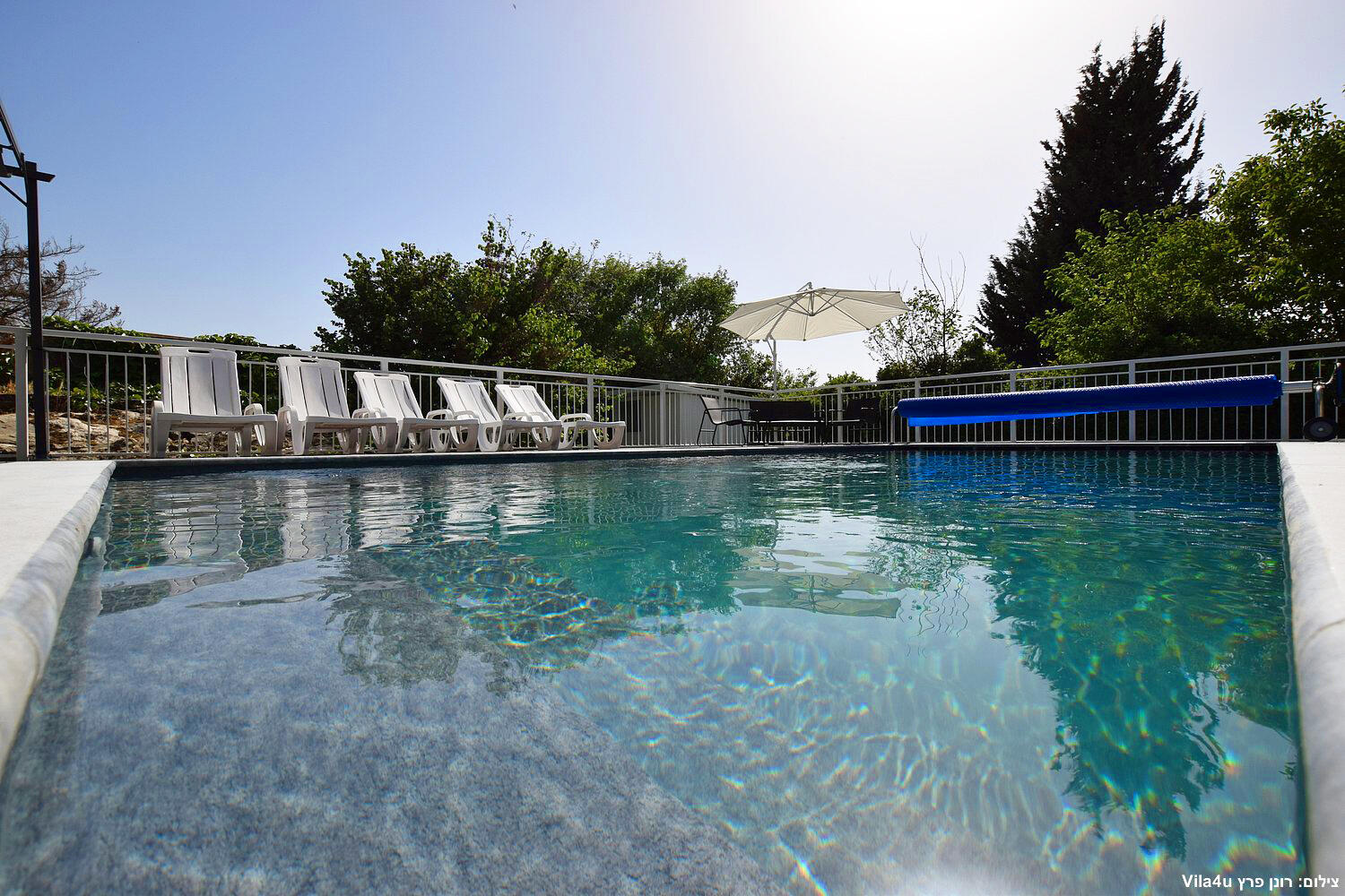 בקתות המעיין צפון  11  נופש - וי פור ויקיישן - V for Vacation