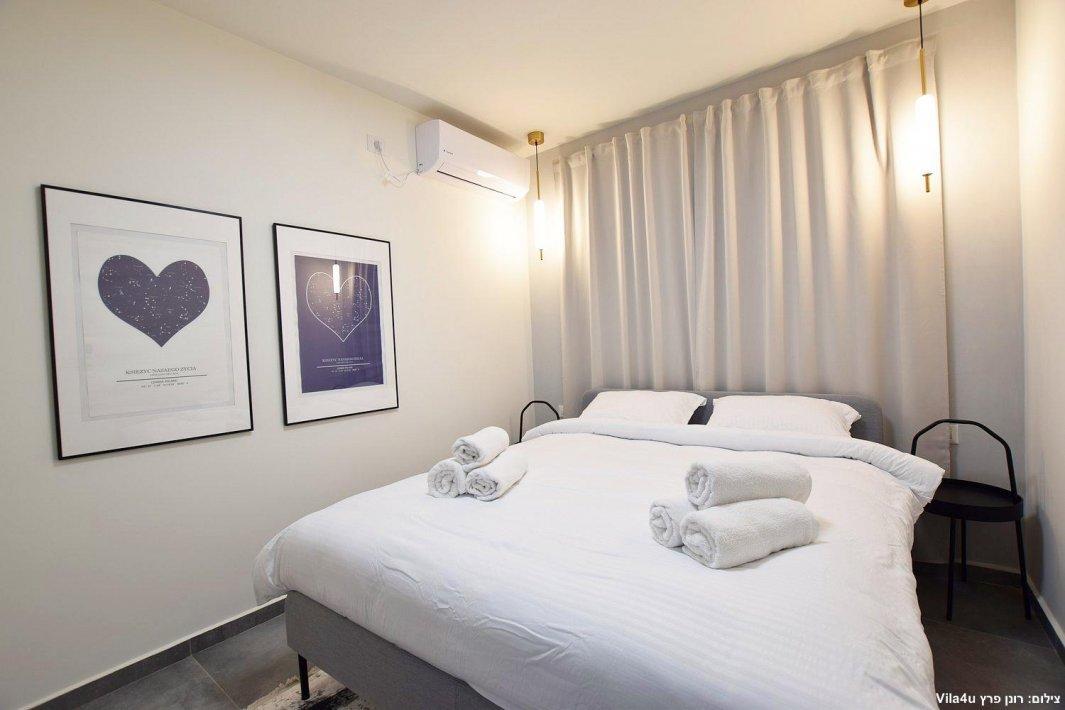 משק 19 צפון  17  נופש - וי פור ויקיישן - V for Vacation