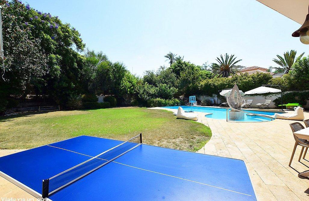 וילת לוטוס השרון מרכז  3  נופש - וי פור ויקיישן - V for Vacation