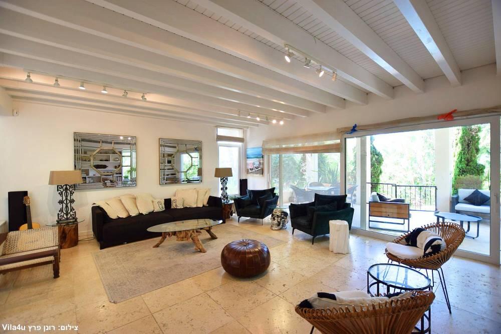 וילה מורן מרכז  17  נופש - וי פור ויקיישן - V for Vacation