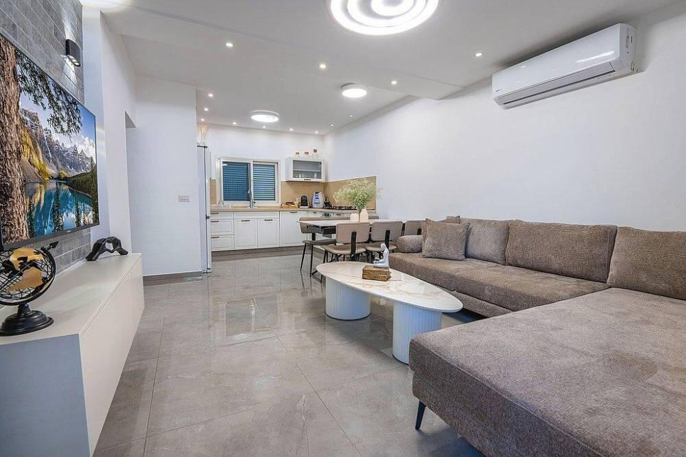 אחוזת ליאור בגפן מרכז  27  נופש - וי פור ויקיישן - V for Vacation