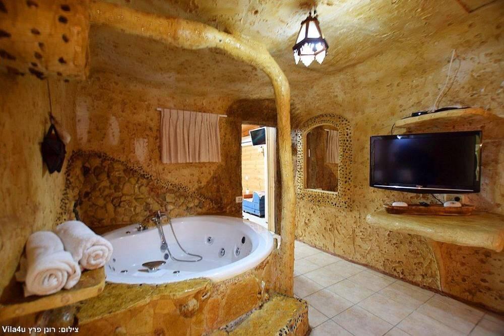 אחוזה בגליל צפון  20  נופש - וי פור ויקיישן - V for Vacation