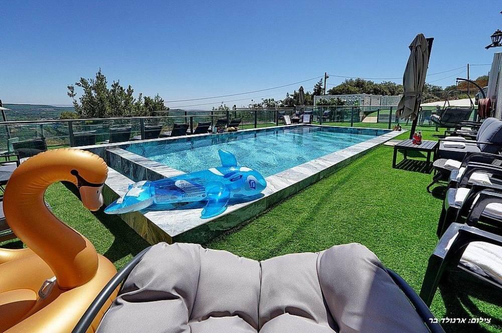 אחוזת אורפז צפון  7  נופש - וי פור ויקיישן - V for Vacation