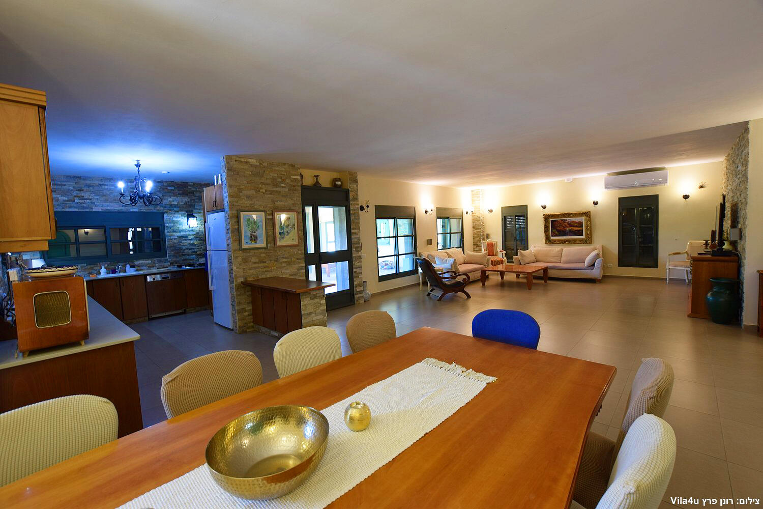 וילה מילה צפון  12  נופש - וי פור ויקיישן - V for Vacation