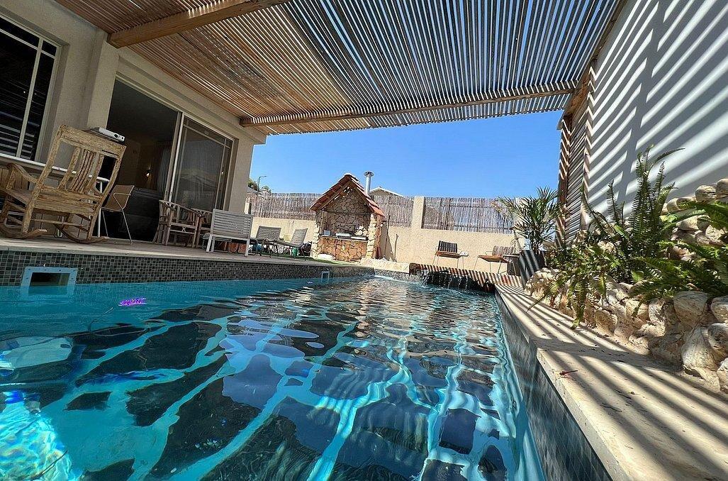 סוויטת גפן בוטיק מרכז  29  נופש - וי פור ויקיישן - V for Vacation