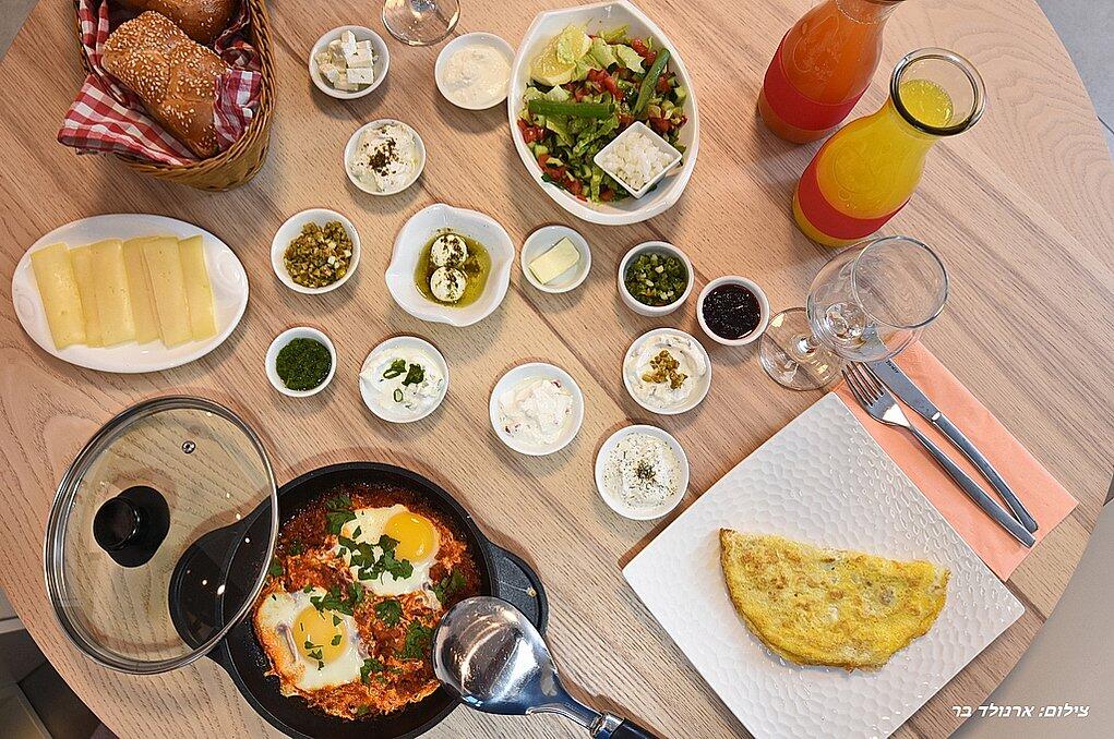 אחוזה בשניים צפון  7  נופש - וי פור ויקיישן - V for Vacation