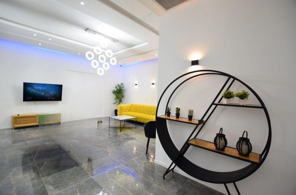 פארטי טוי מרכז  9  נופש - וי פור ויקיישן - V for Vacation