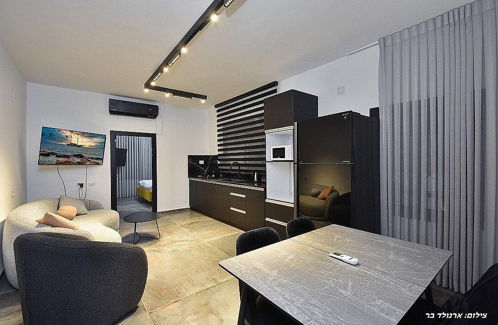 אחוזת יערה צפון  15  נופש - וי פור ויקיישן - V for Vacation