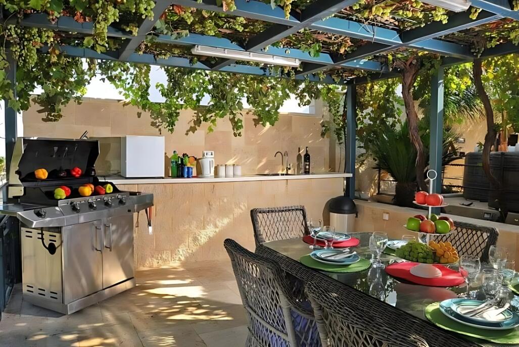 נווה אילה - סוויטות יוקרה צפון  17  נופש - וי פור ויקיישן - V for Vacation