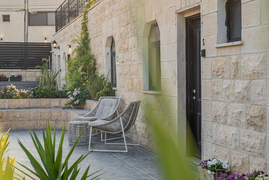 מלון הדירות יו ג'י - UG Boutique Apartment hotel צפון  12  נופש - וי פור ויקיישן - V for Vacation