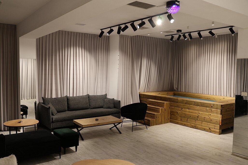 קינג ג'ורג פלייס - King George Place מרכז  6  לופט 4 יו