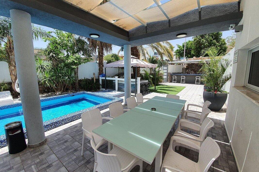 וילה תלתן דרום  19  נופש - וי פור ויקיישן - V for Vacation