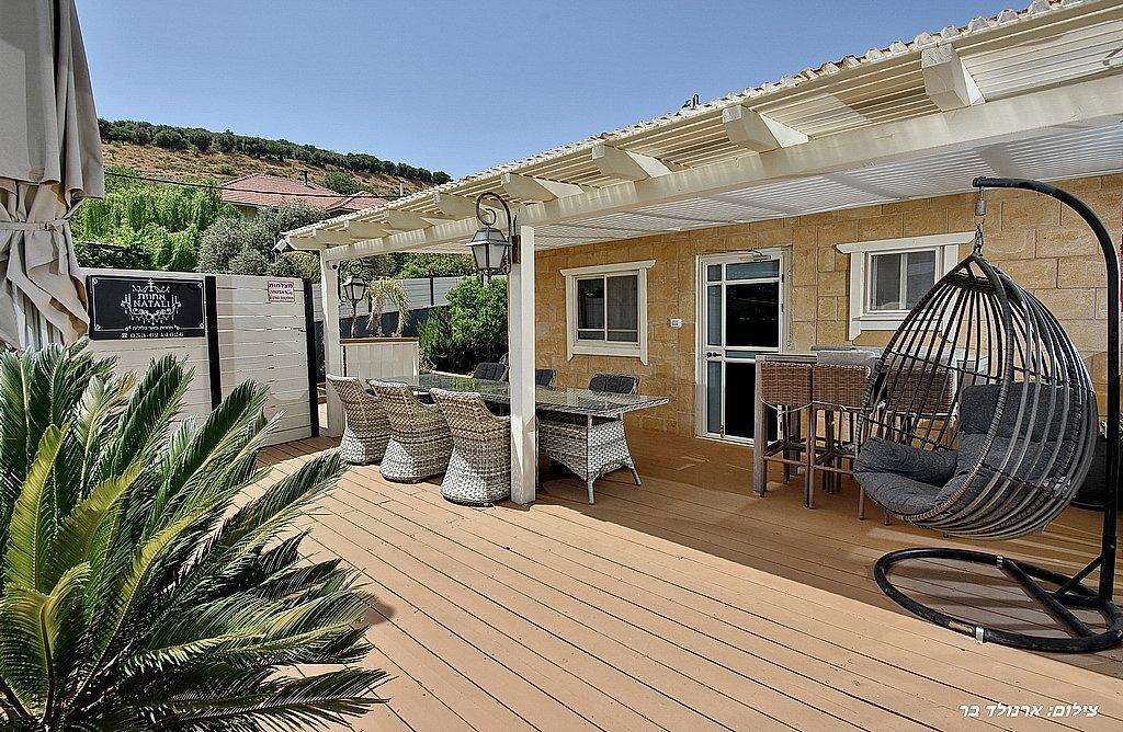 אחוזת נטלי צפון  38  נופש - וי פור ויקיישן - V for Vacation