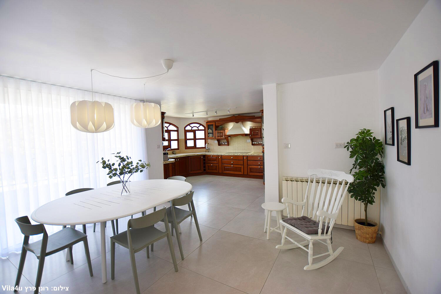 סוויטות רומאנס צפון  46  נופש - וי פור ויקיישן - V for Vacation