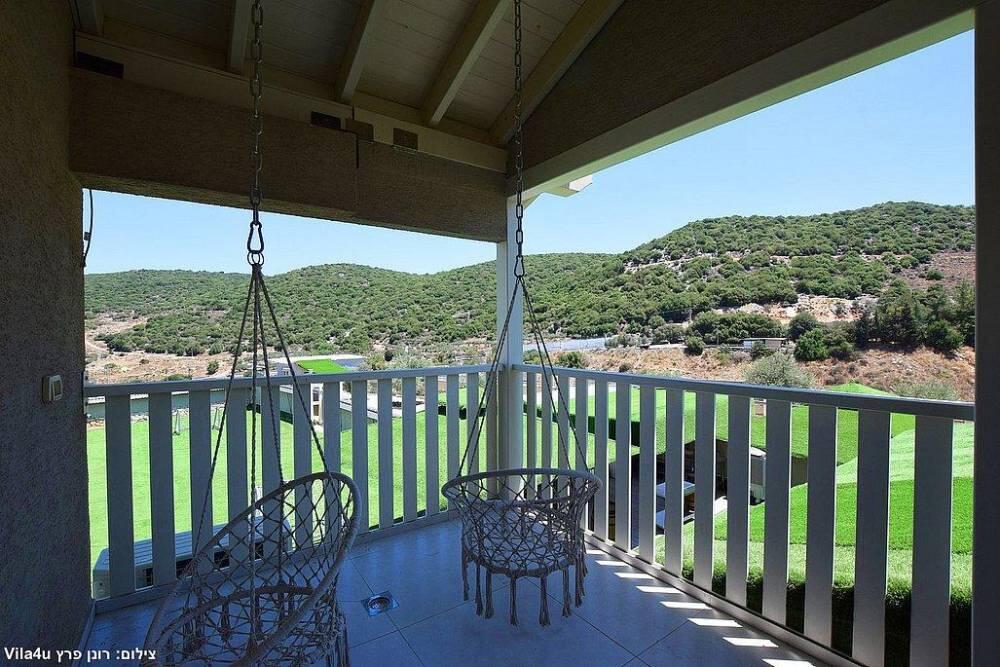 וילה מול הצדיק פקיעין צפון  36  נופש - וי פור ויקיישן - V for Vacation