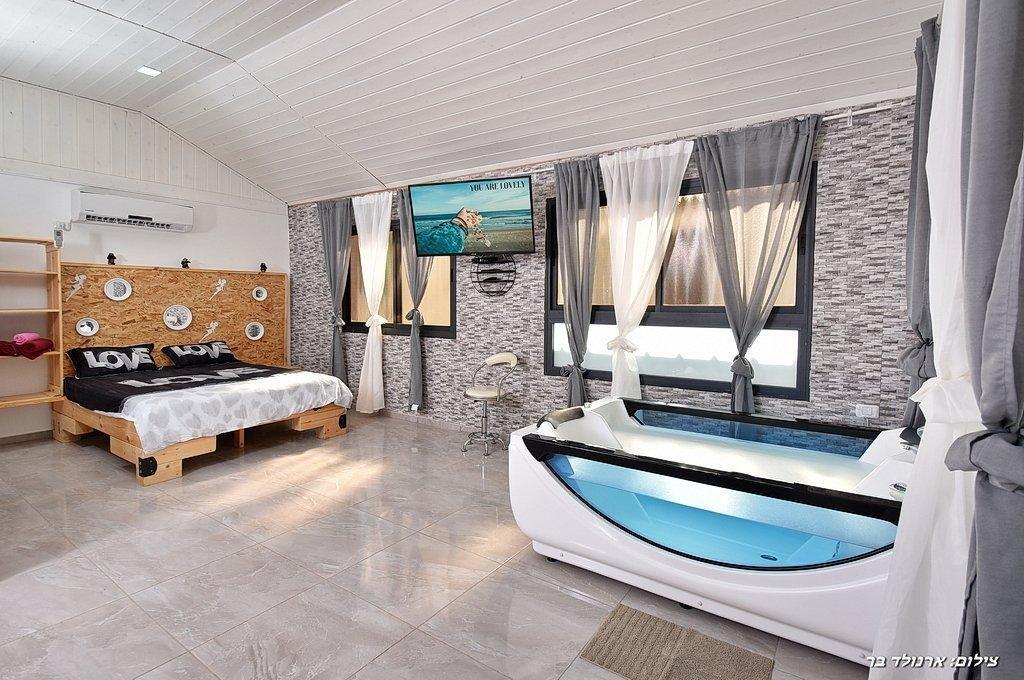 הילת הנוף צפון  4  נופש - וי פור ויקיישן - V for Vacation