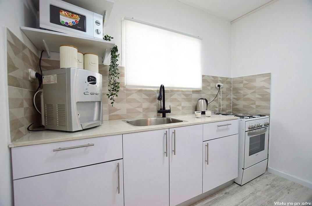 וילה לה רוזה - Villa La Roza דרום  16  נופש - וי פור ויקיישן - V for Vacation