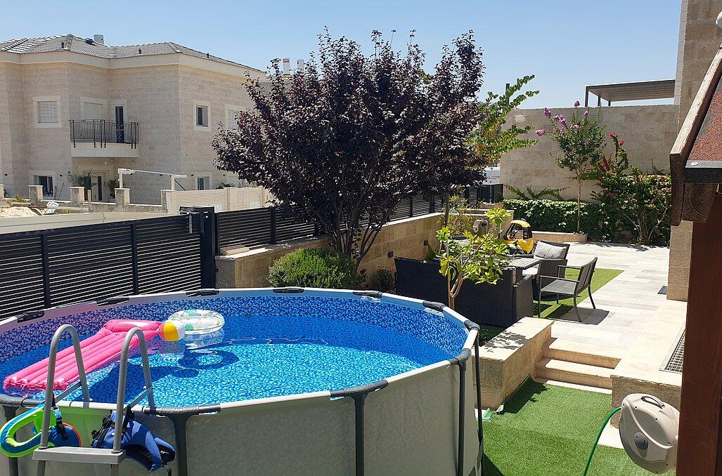 וילה בוטיק ברמה למהדרין מרכז  21  נופש - וי פור ויקיישן - V for Vacation