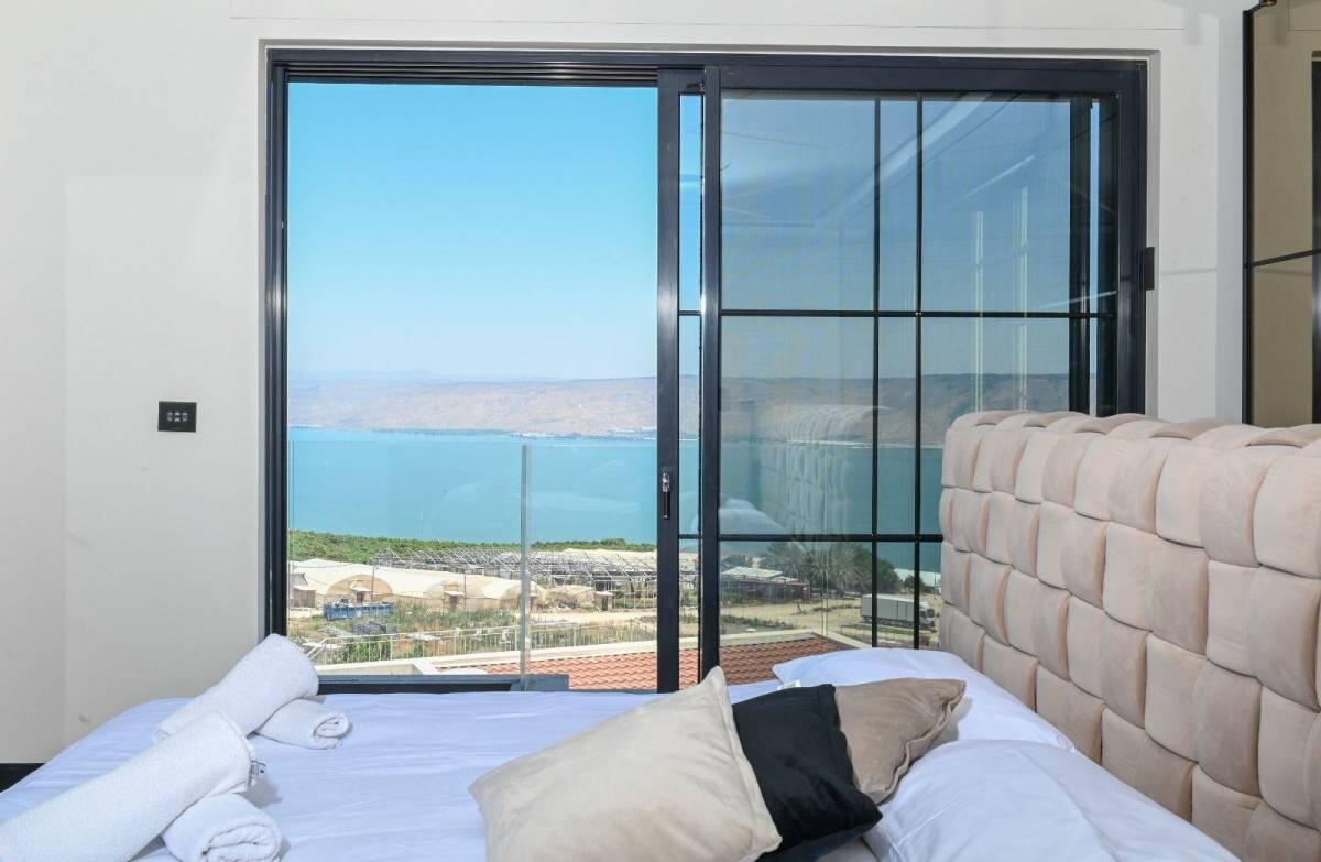 אחוזת לייף סטייל בכנרת צפון  17  נופש - וי פור ויקיישן - V for Vacation