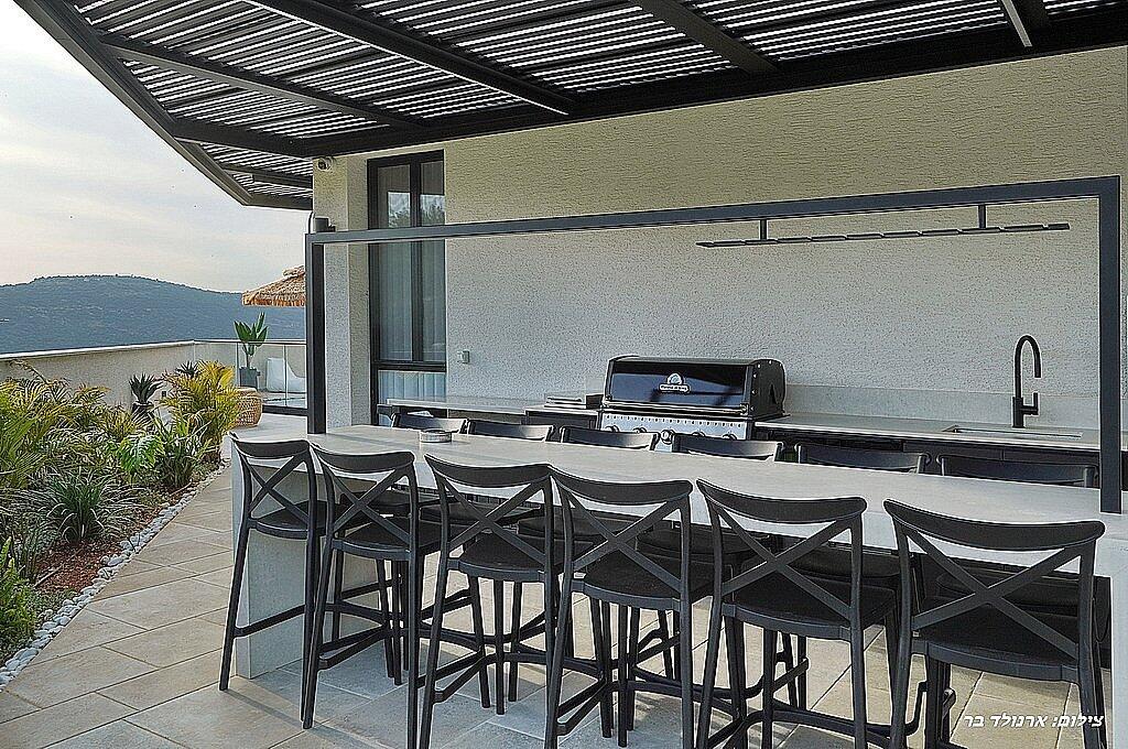 וילה הלליה צפון  22  נופש - וי פור ויקיישן - V for Vacation