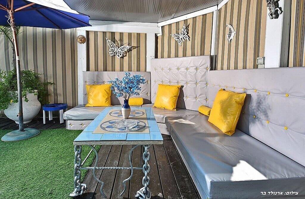 אחוזת קריסטל צפון  4  נופש - וי פור ויקיישן - V for Vacation