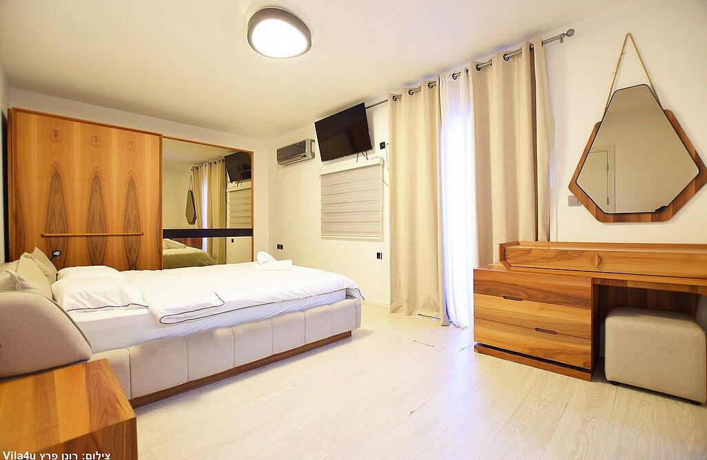 וילה בין הר לים צפון  10  נופש - וי פור ויקיישן - V for Vacation