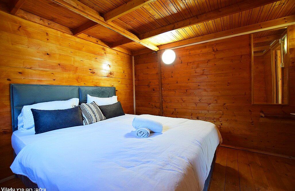 אחוזת הזוהר צפון  10  נופש - וי פור ויקיישן - V for Vacation