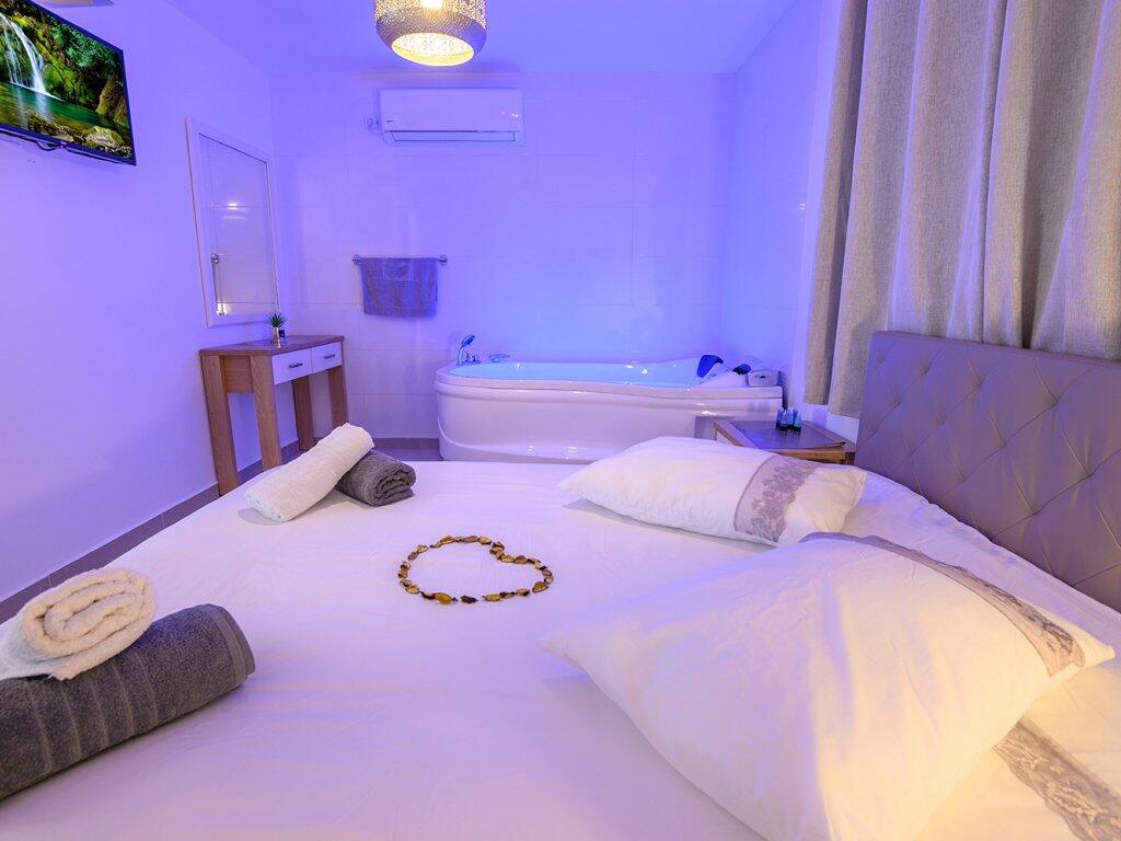 צימרים גליו בגליל צפון  16  נופש - וי פור ויקיישן - V for Vacation