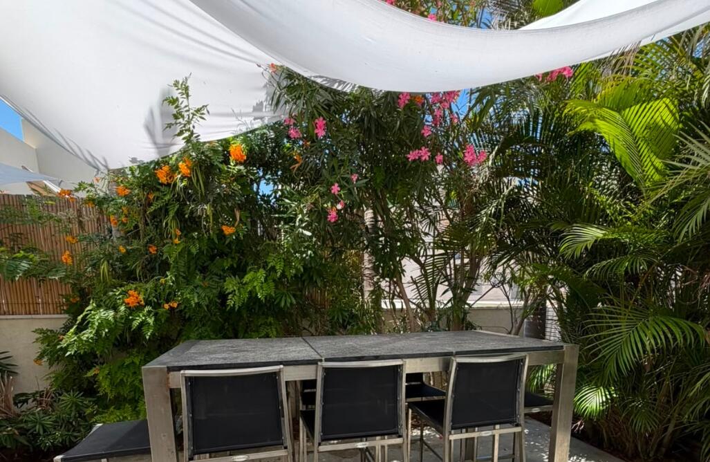 וילה סאן - Villa Sun דרום  5  נופש - וי פור ויקיישן - V for Vacation