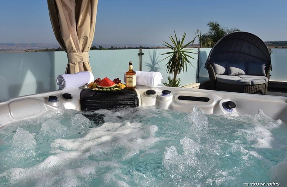 וילה מאיורי בוטיק צפון  29  נופש - וי פור ויקיישן - V for Vacation