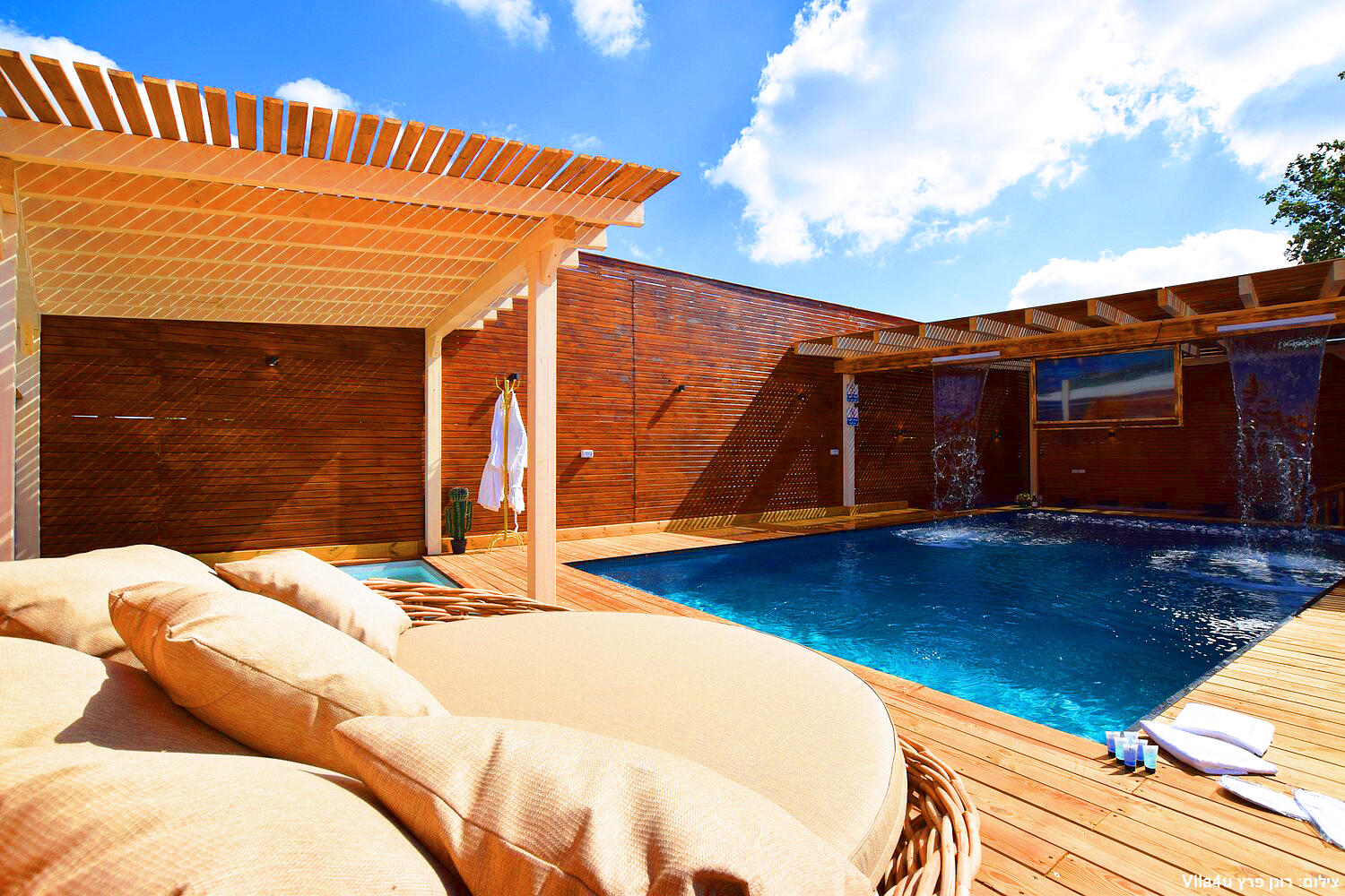 וילה לונה צפון  21  נופש - וי פור ויקיישן - V for Vacation