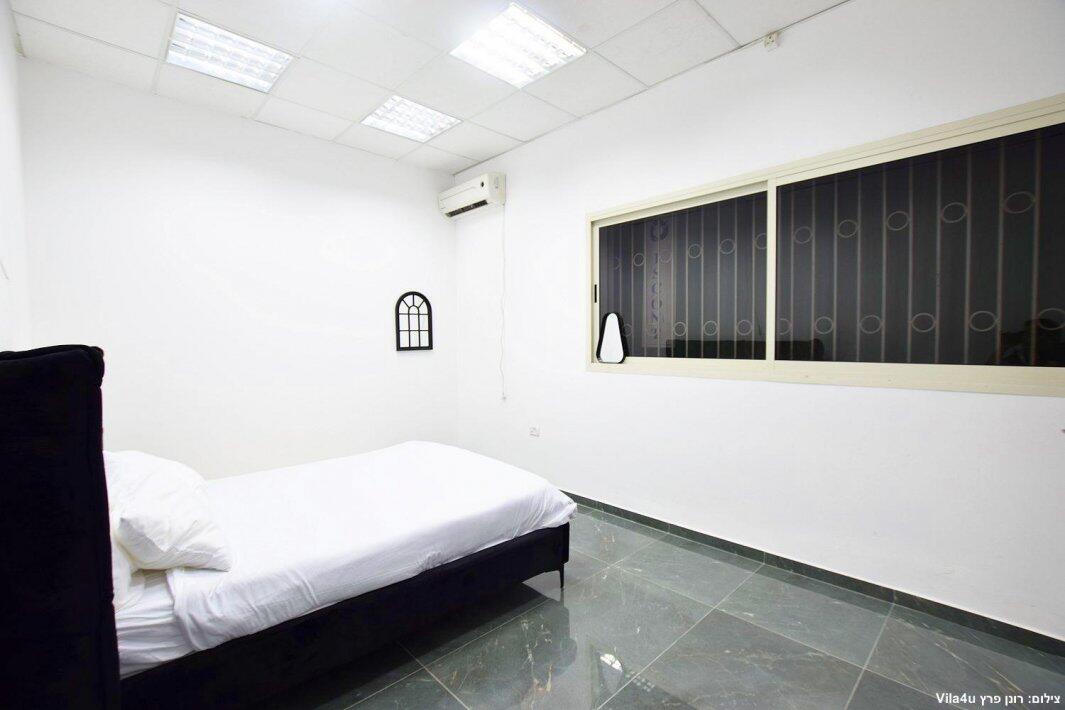 אופוריה נתניה מרכז  7  נופש - וי פור ויקיישן - V for Vacation