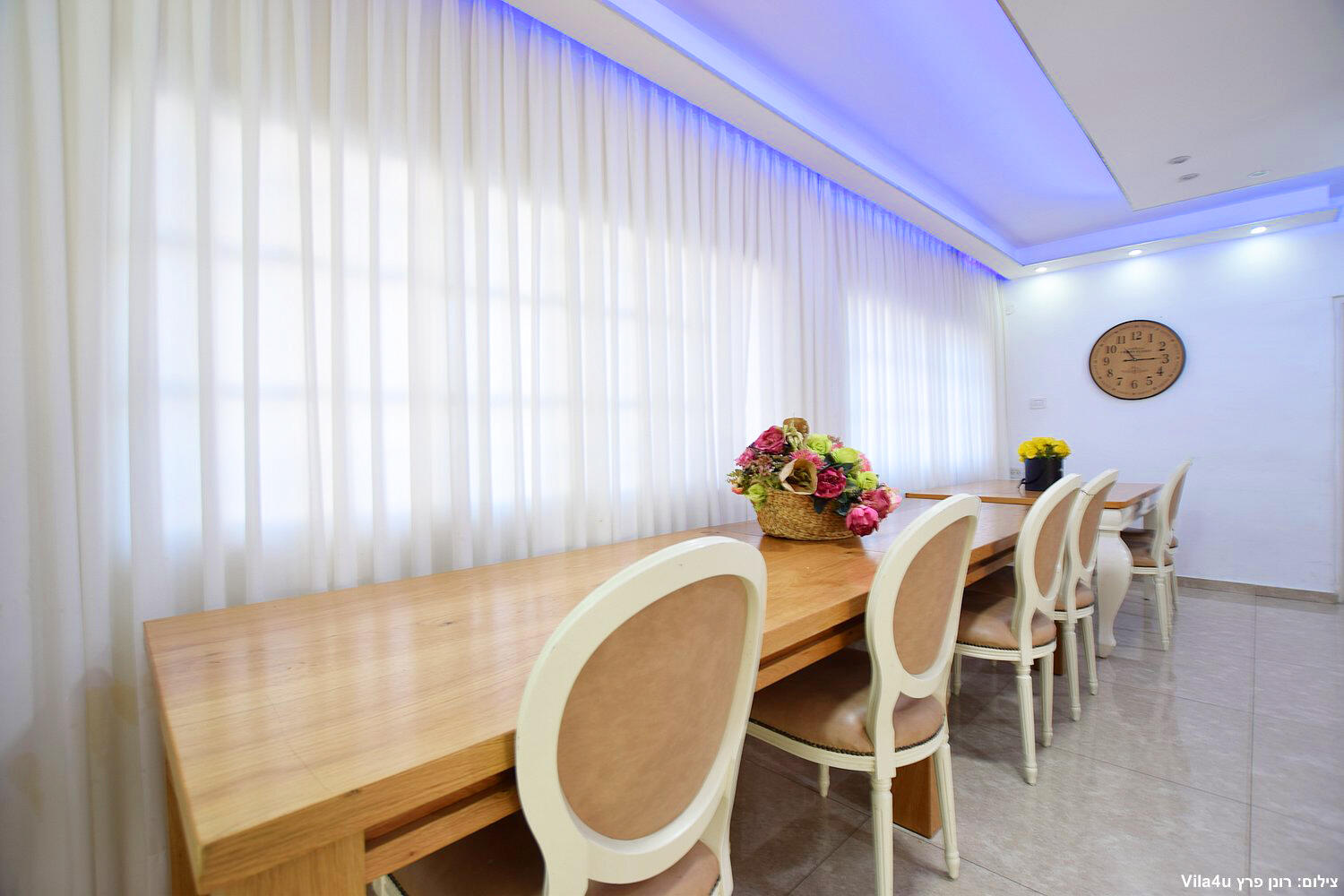 אחוזת וילג דרום  10  נופש - וי פור ויקיישן - V for Vacation