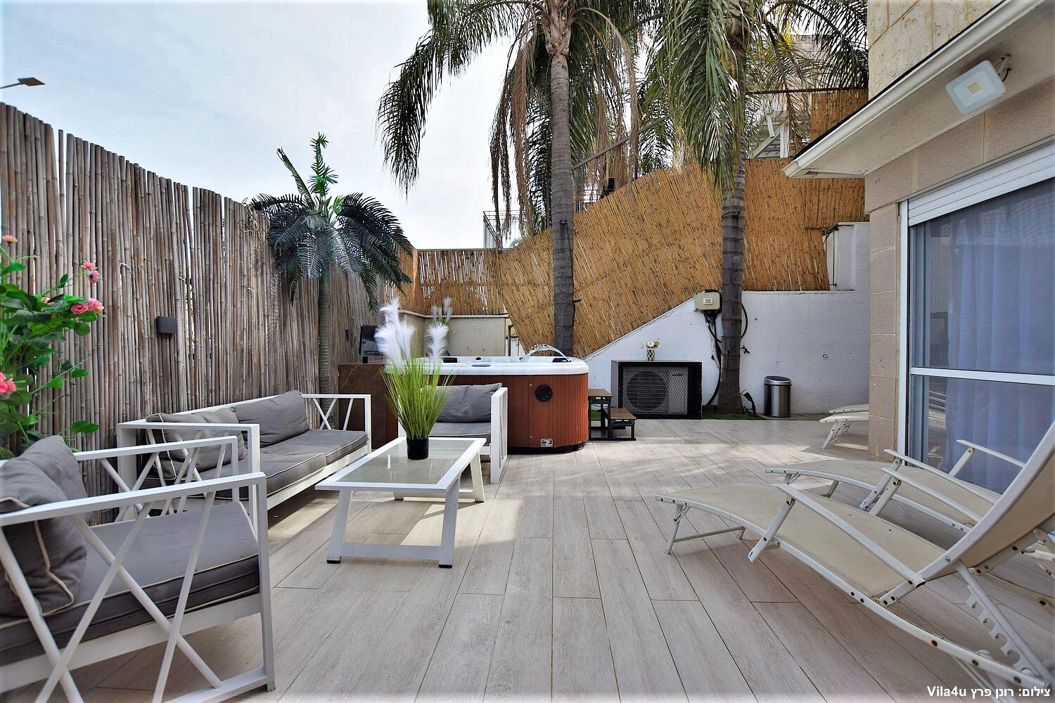 וילה בר כנרת צפון  25  נופש - וי פור ויקיישן - V for Vacation